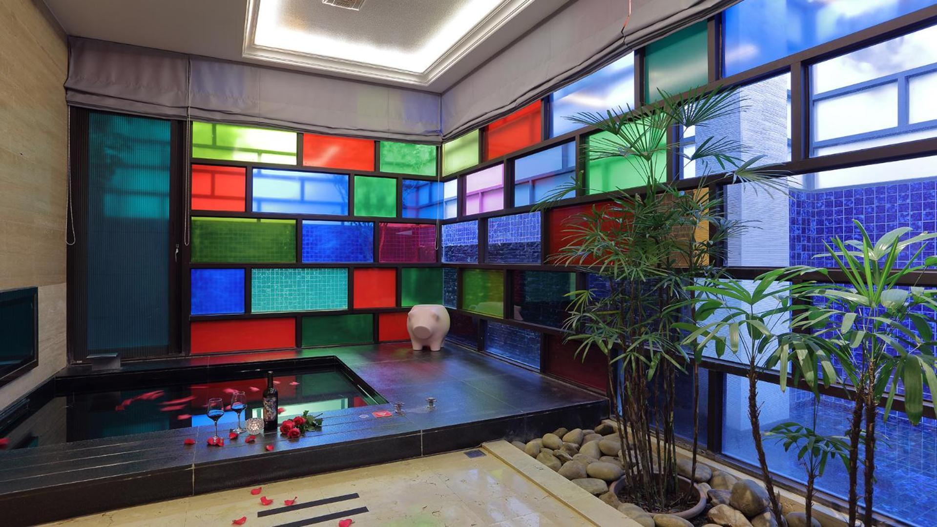 Mulan Motel Taichung Dış mekan fotoğraf