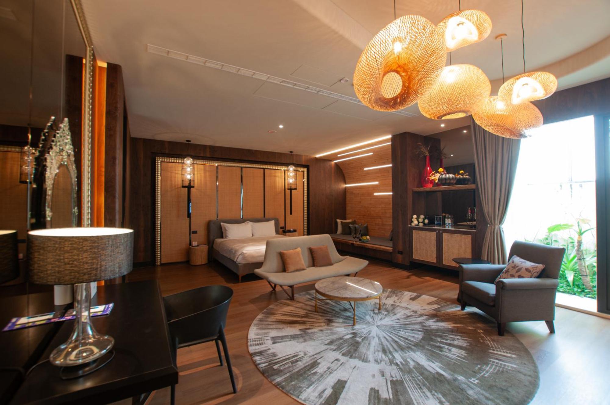 Mulan Motel Taichung Dış mekan fotoğraf