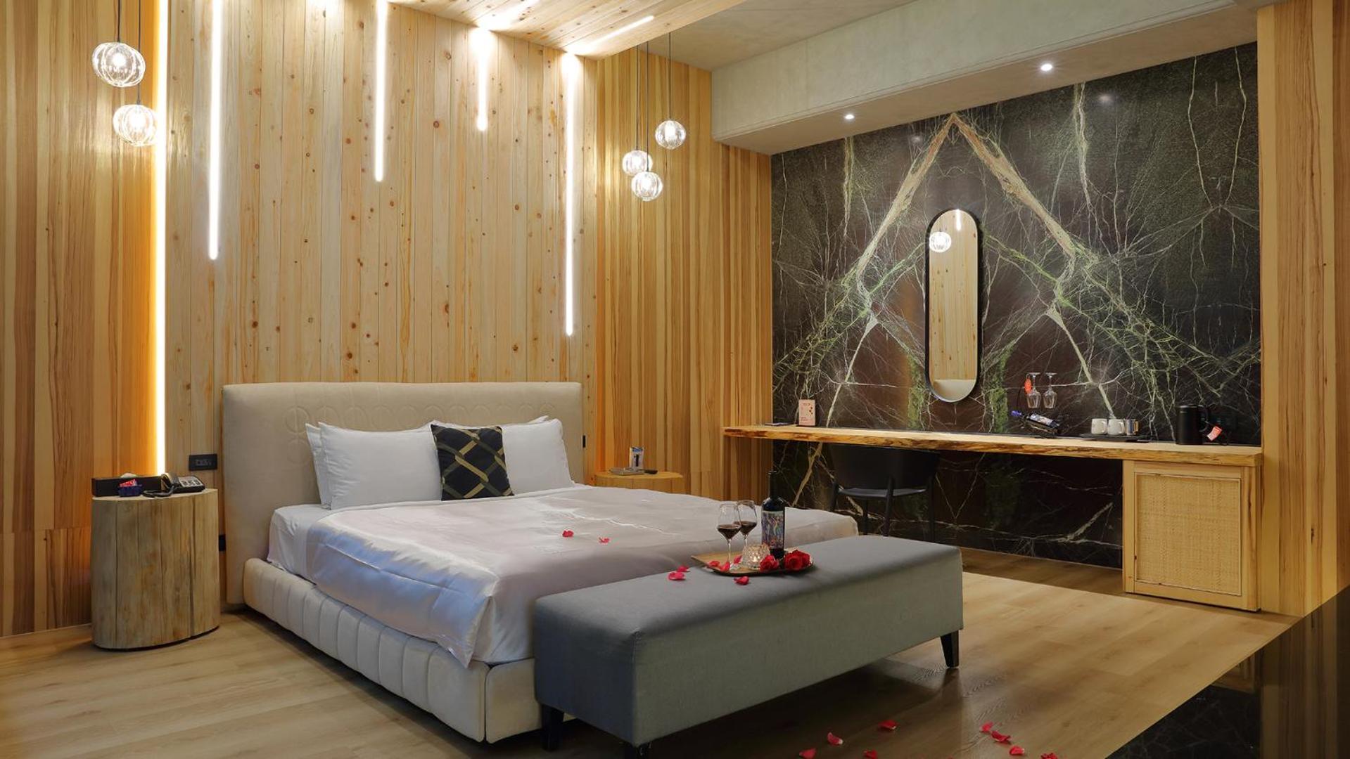 Mulan Motel Taichung Dış mekan fotoğraf