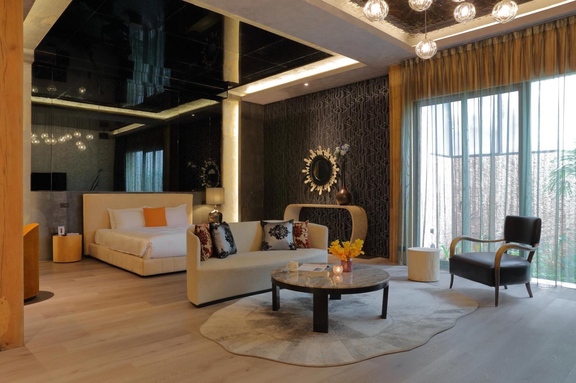 Mulan Motel Taichung Dış mekan fotoğraf